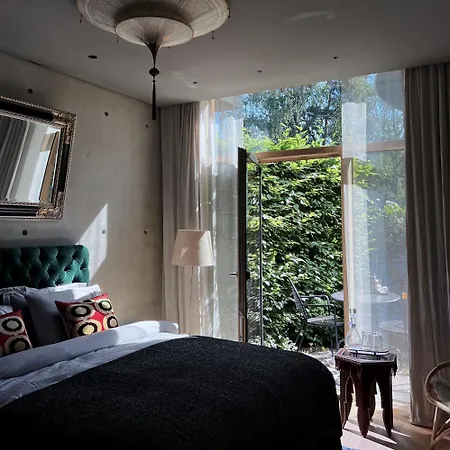 Ola Hotel